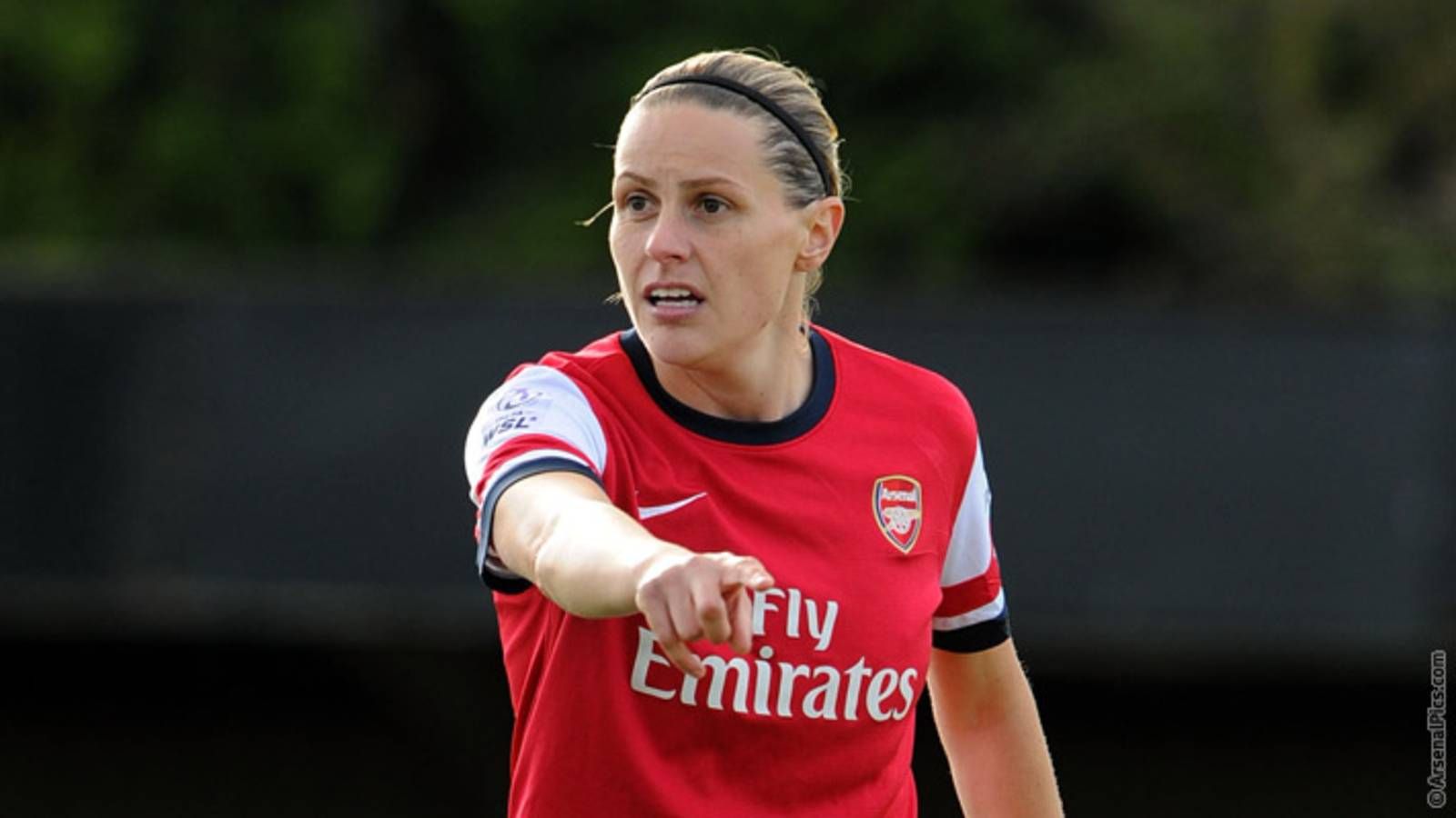 Kelly Smith commits future to Arsenal | News | Arsenal.com