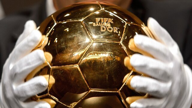 Ballon d'Or đã từng được sáp nhập tạm thời với giải Cầu thủ xuất sắc nhất thế giới của FIFA